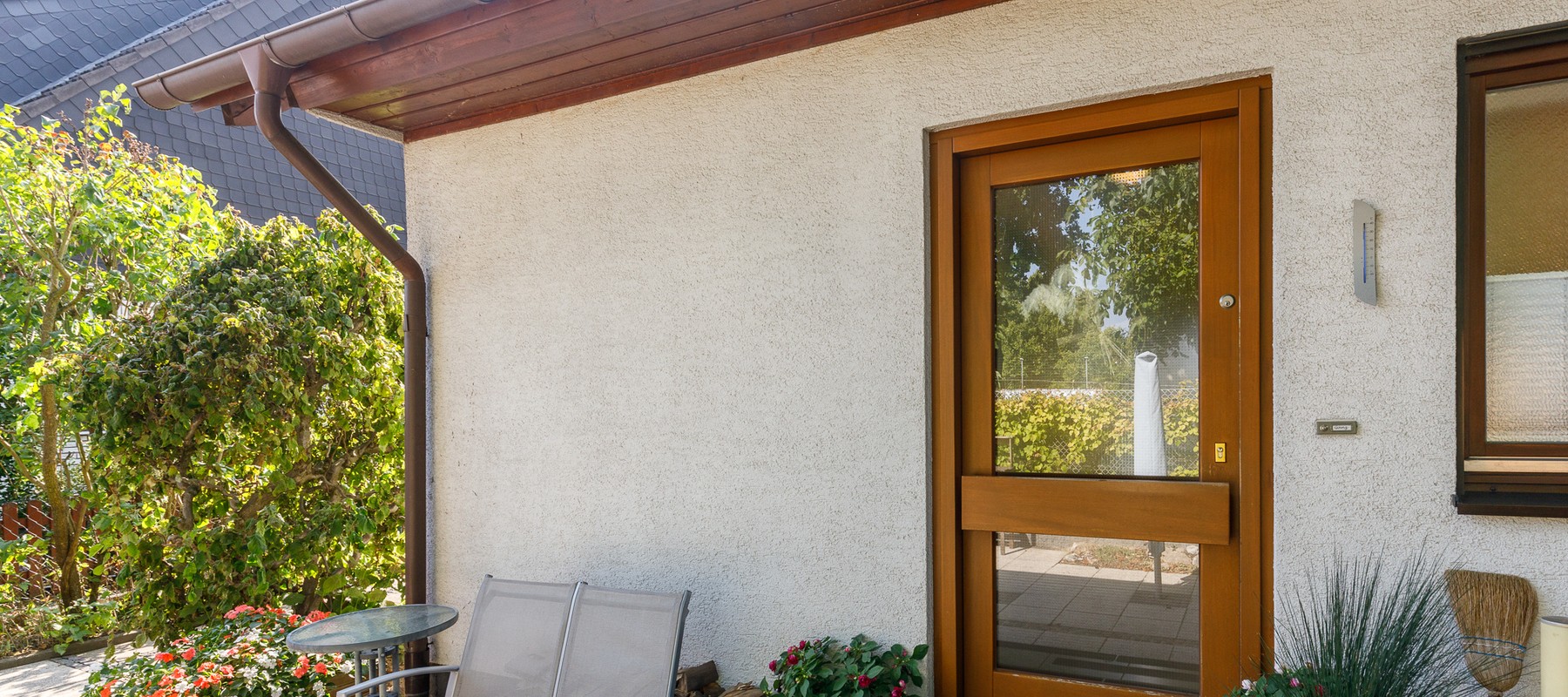 Frontansicht des Hauses Frontansicht des Hauses