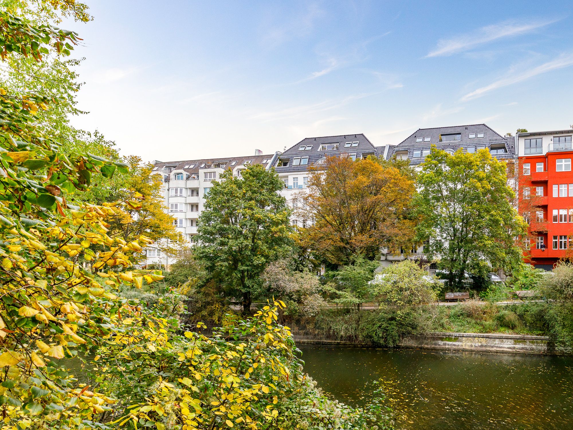 Stilvolles Mehrfamilienhaus am Paul-Lincke-Ufer 
