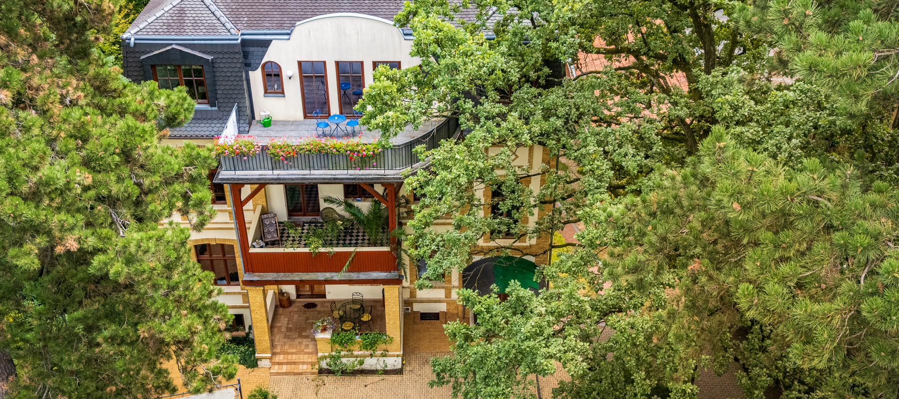 Vogelperspektive der VillaKult in Lichterfelde Vogelperspektive der VillaKult in Lichterfelde