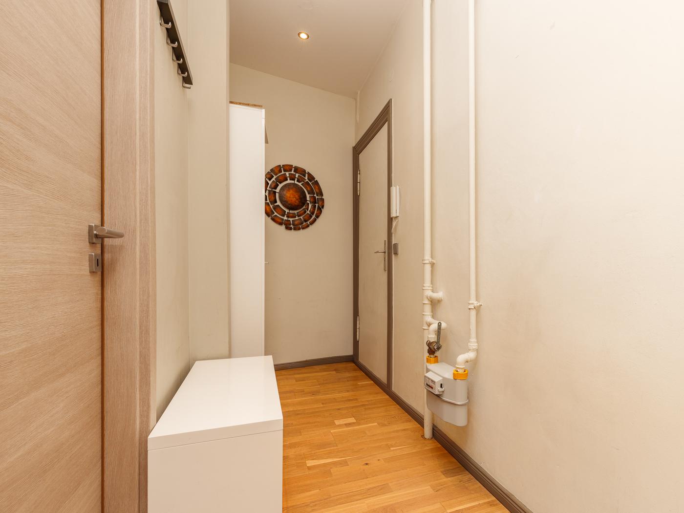 Eingangsbereich mit Garderobe Eingangsbereich mit Garderobe