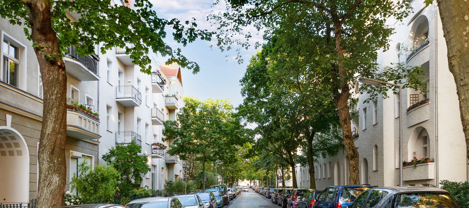 Ruhiges Apartment mit Balkon und Grünblick nahe Walther-Schreiber-Platz