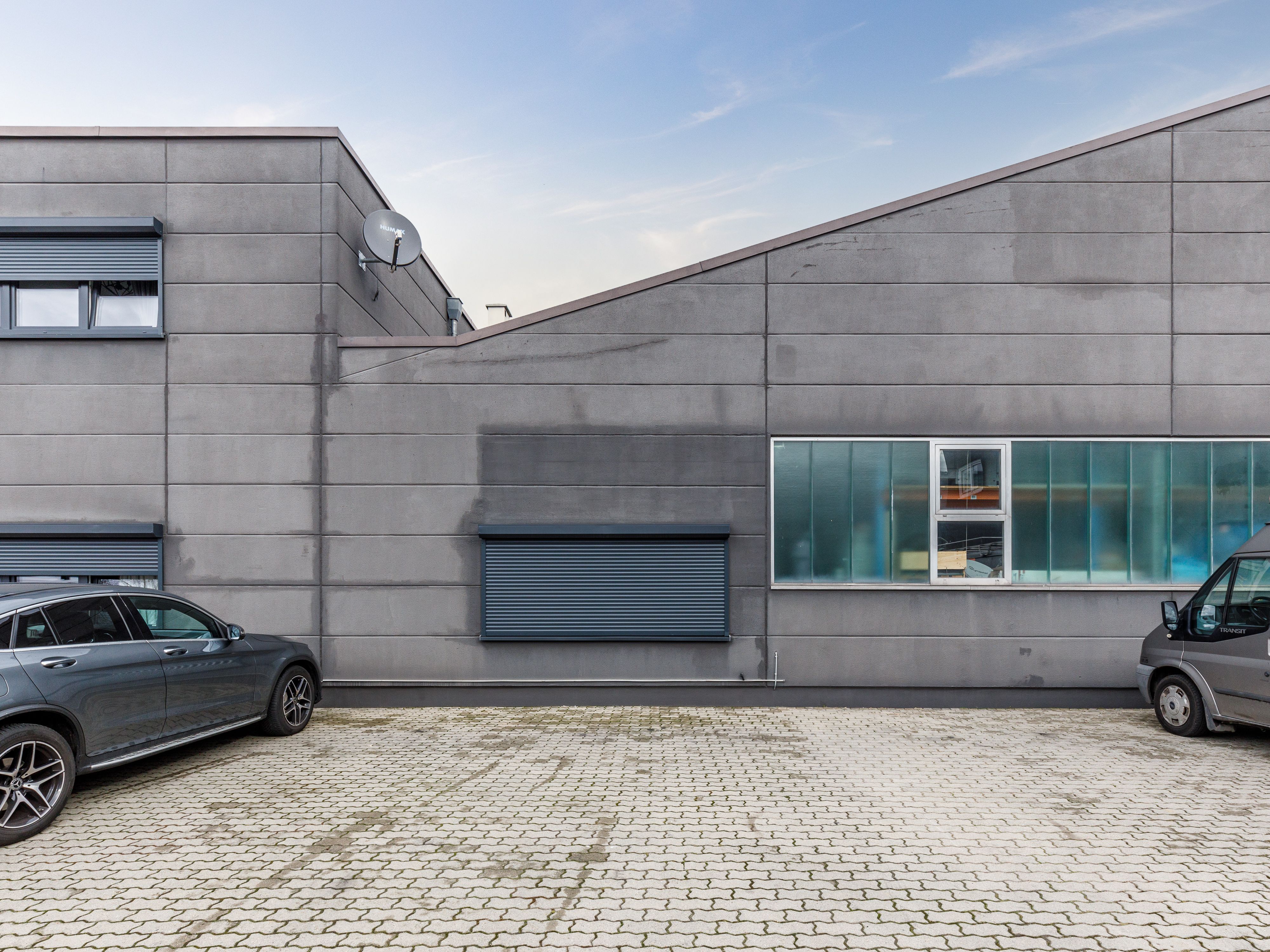 Logistik- & Gewerbefläche im Industriegebiet: Vielseitige Nutzungsmöglichkeiten für Lagerung & Produktion