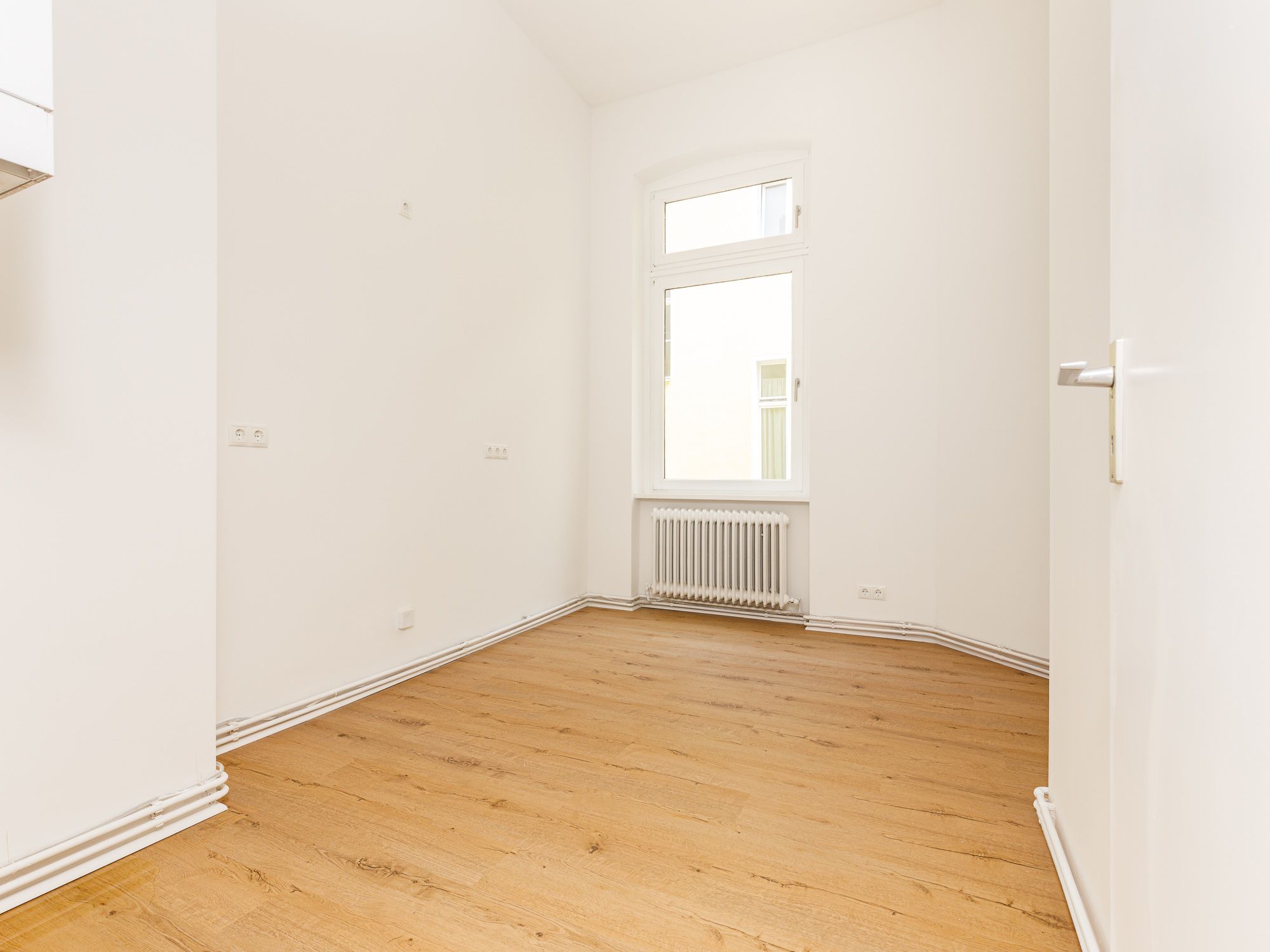 Separater Küchenbereich mit Anschlüssen 