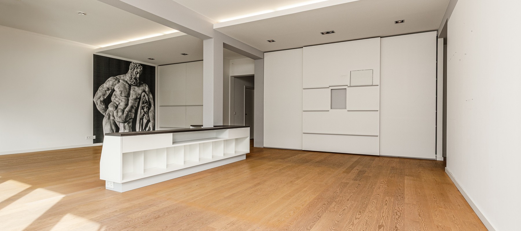Großzügiges Wohnzimmer mit Modulsofa Großzügiges Wohnzimmer mit Modulsofa