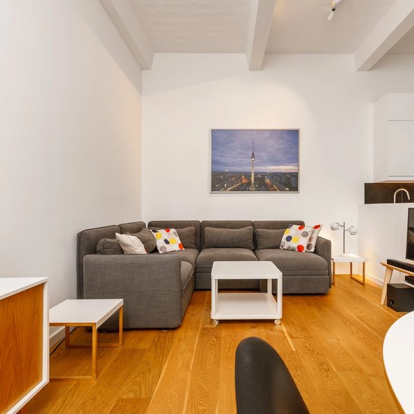 Wohnzimmer Ecksofa Parkett Einbauküche