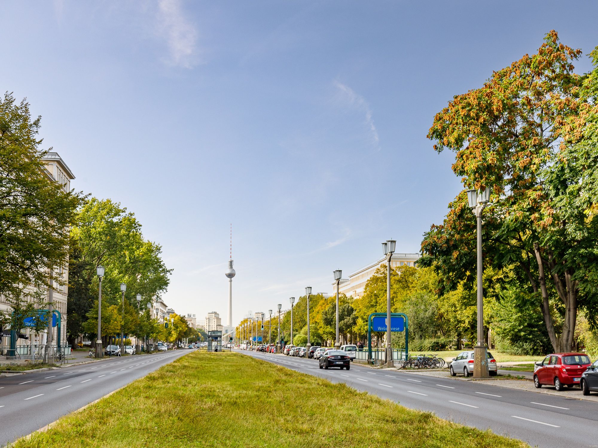 Eindruck von der Weberwiese mit Blick auf den Fernsehturm 