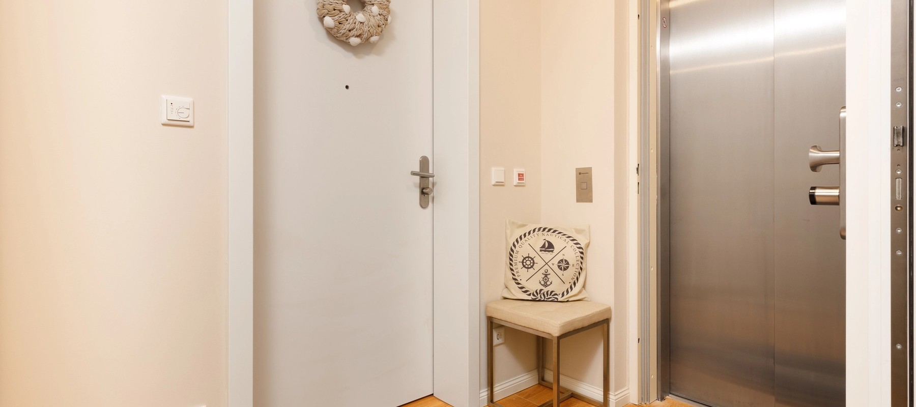 moderner enSuite Fahrstuhl moderner enSuite Fahrstuhl