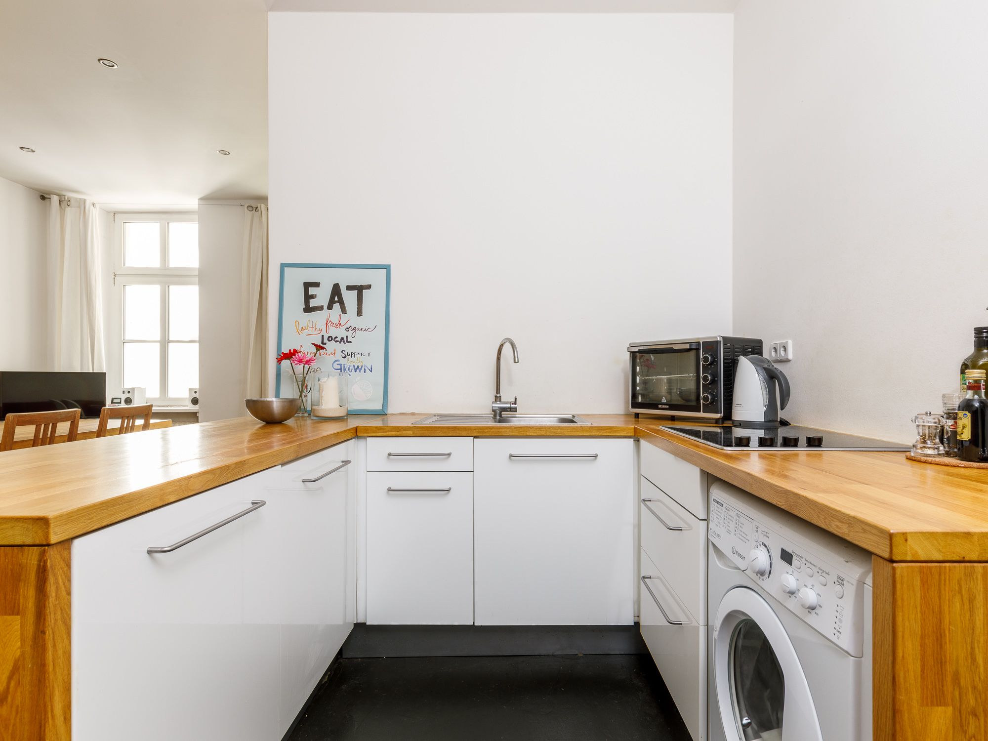 Einbauküche mit Vollausstattung 