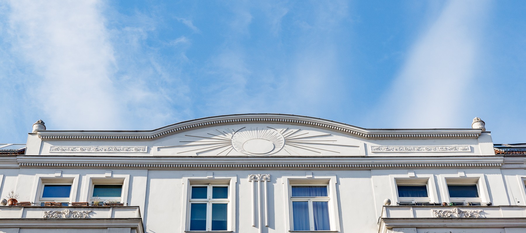 Wunderschöner Stuck-Altbau nahe Ku'Damm Wunderschöner Stuck-Altbau nahe Ku'Damm