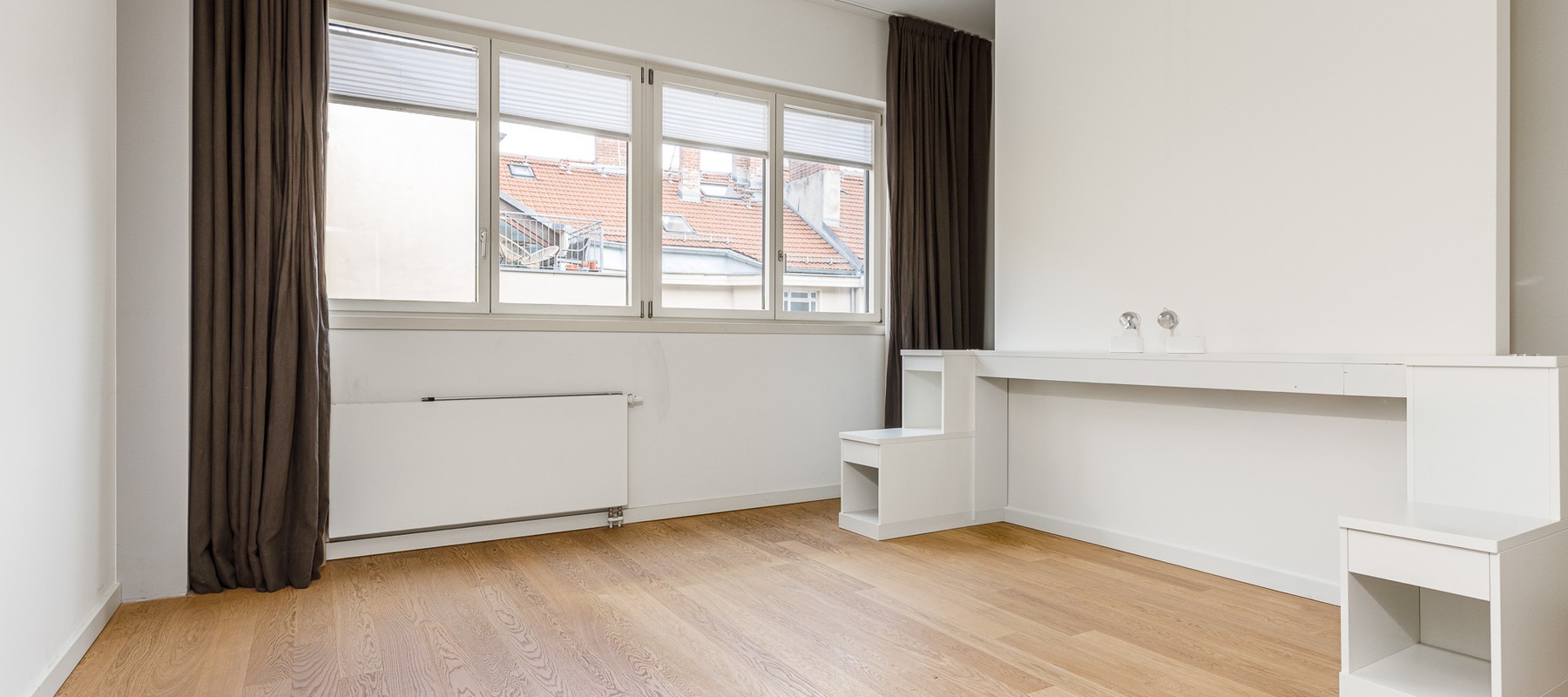 Schlafzimmer mit Medienwand Schlafzimmer mit Medienwand