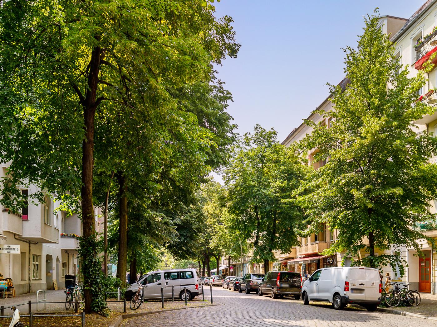 Ansicht der beliebten Simon-Dach-Straße Ansicht der beliebten Simon-Dach-Straße