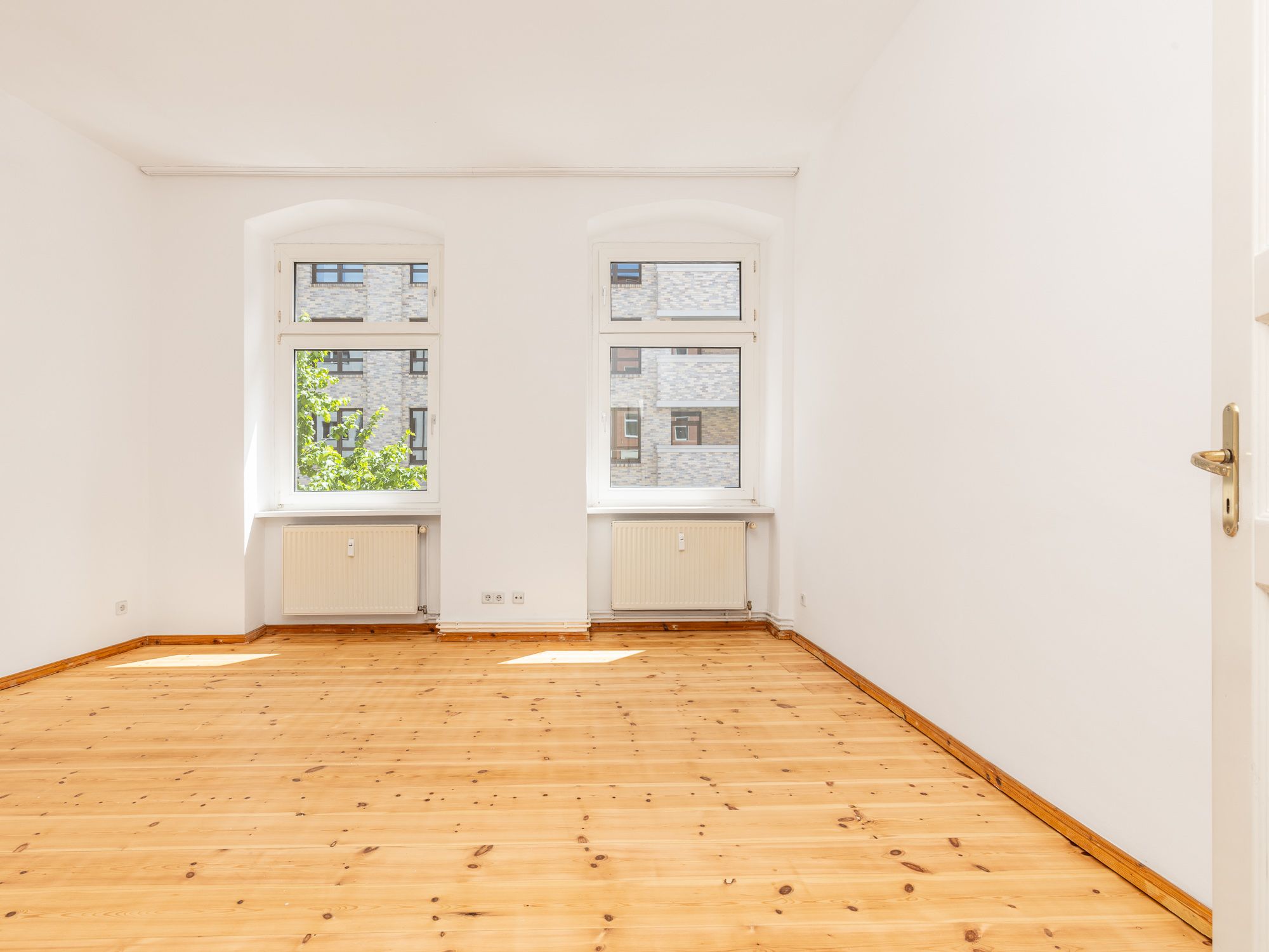 Ruhiges Schlafzimmer zum Innenhof