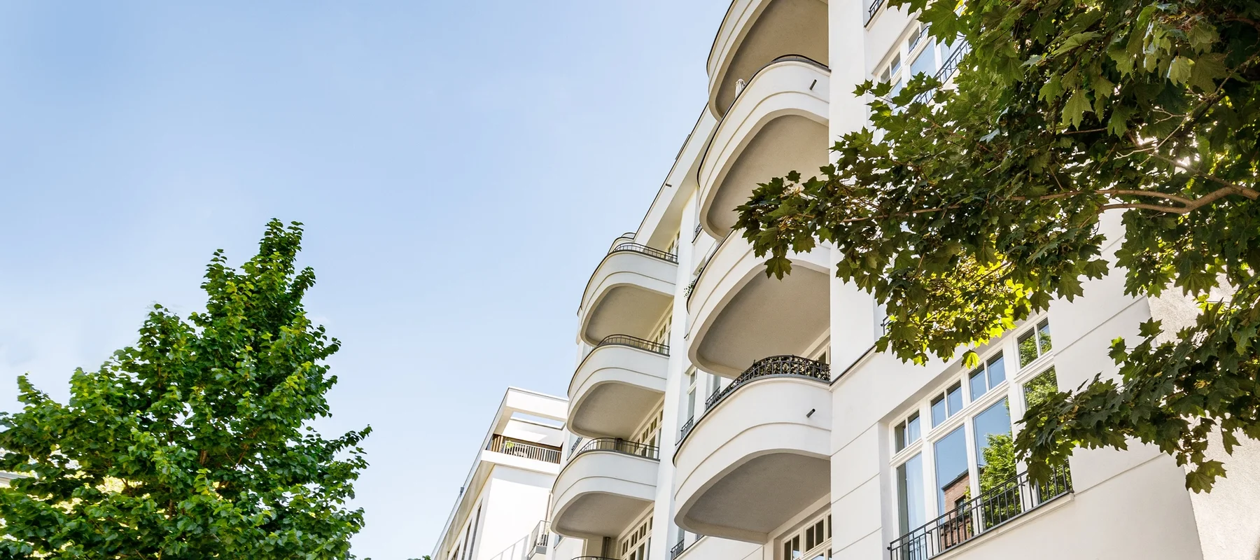 Charmantes Apartment im Ludwigkirchpalais mit langfristiger Vermietung als attraktive Kapitalanlage