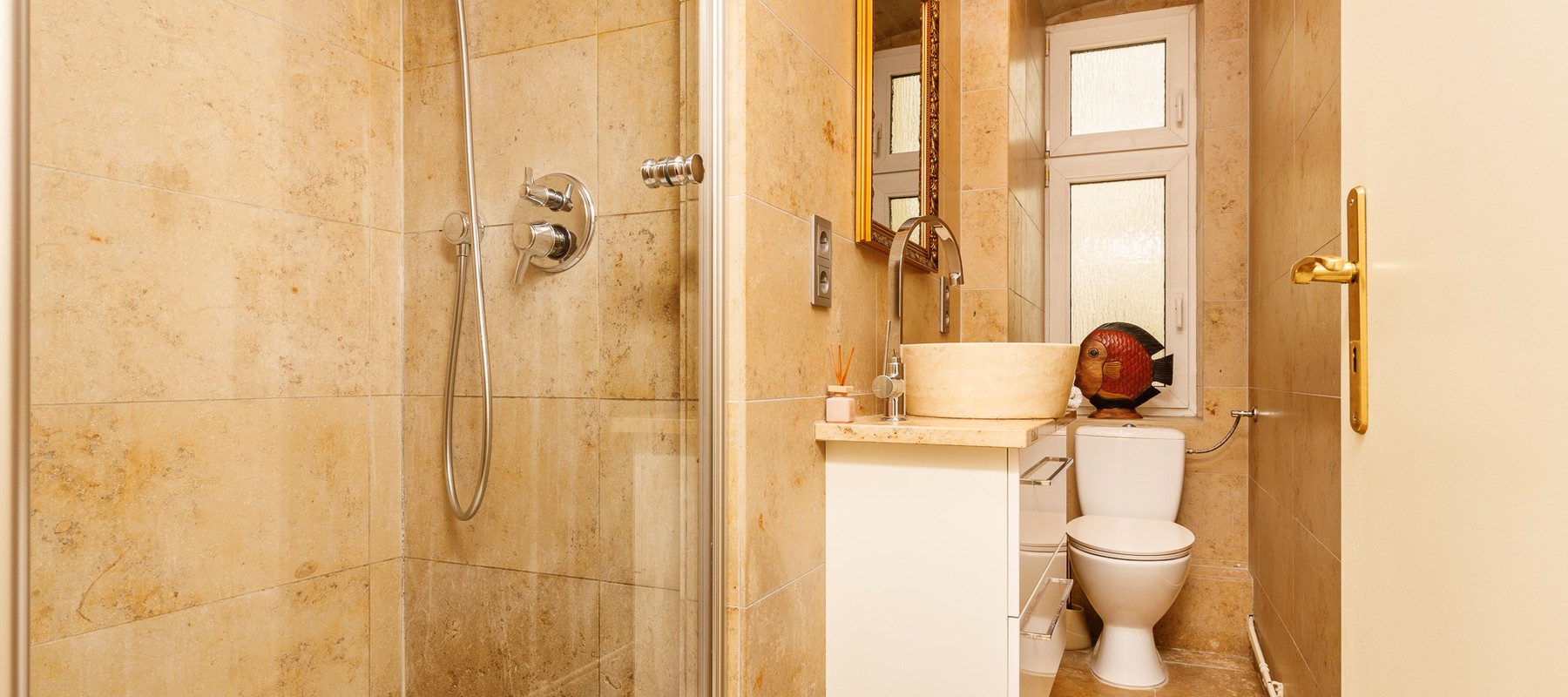 Tagesbelichtetes Duschbad Tagesbelichtetes Duschbad