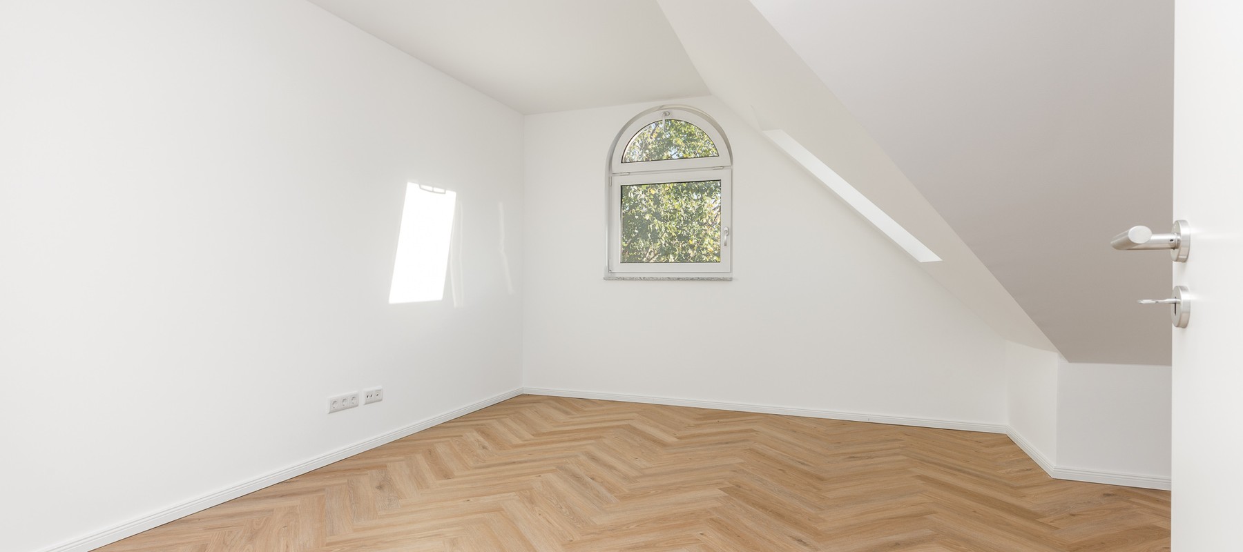 Weiteres Schlafzimmer im Dachgeschoss Weiteres Schlafzimmer im Dachgeschoss