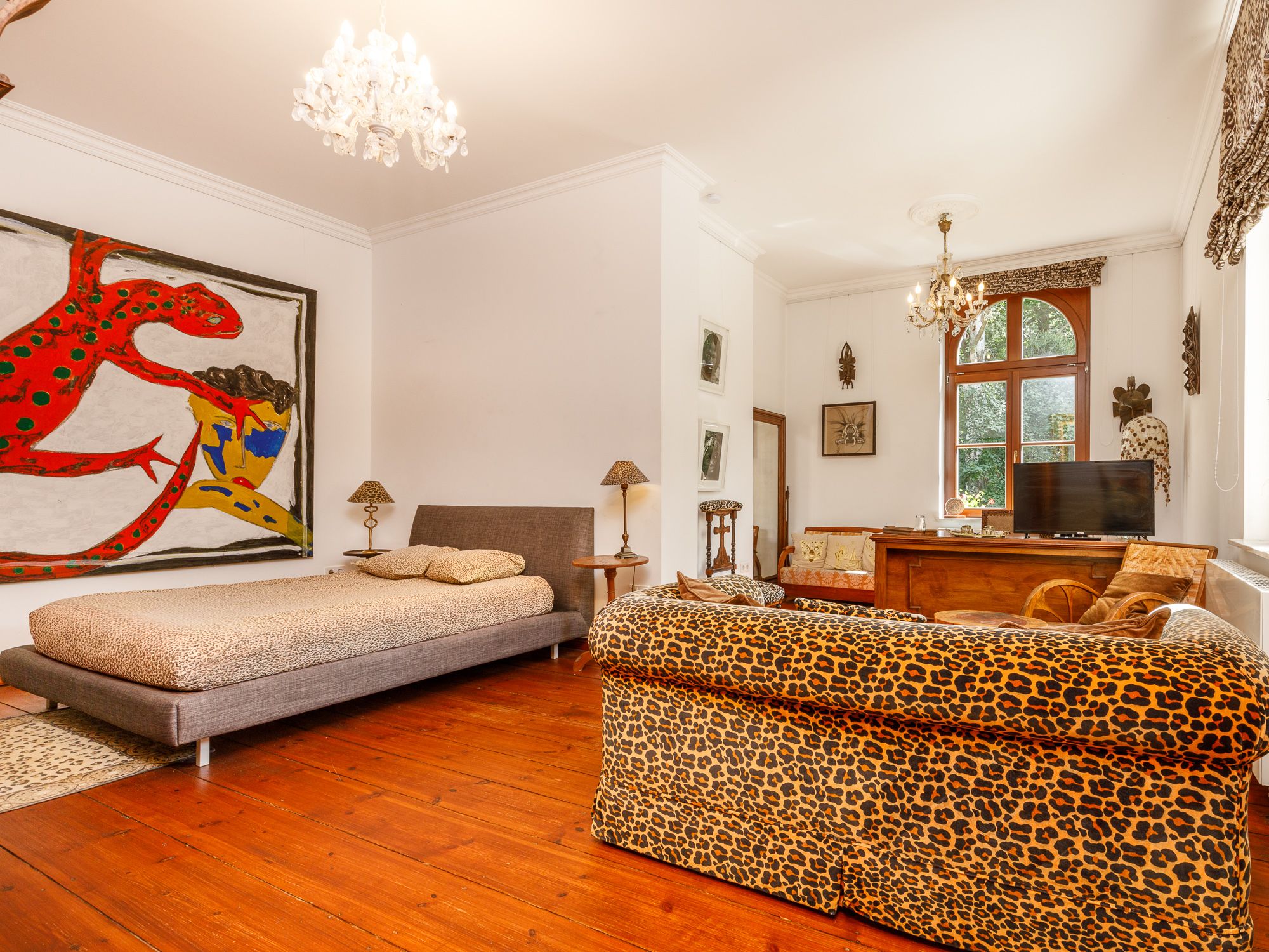 Schlafbereich mit Ausrichtung zum ruhigen Innenhof in geschützter Wohnlage