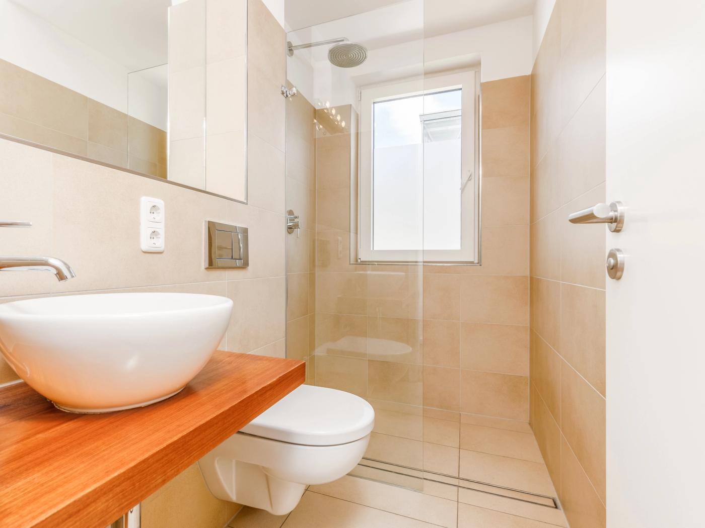 Gäste-Duschbad mit Fußbodenheizung  Gäste-Duschbad mit Fußbodenheizung