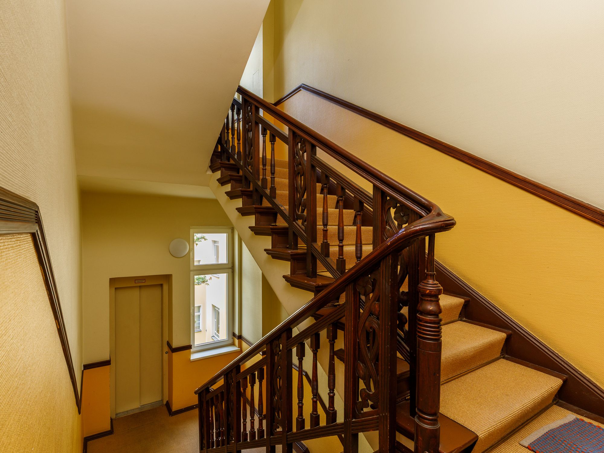 Elegant Traditional Staircase