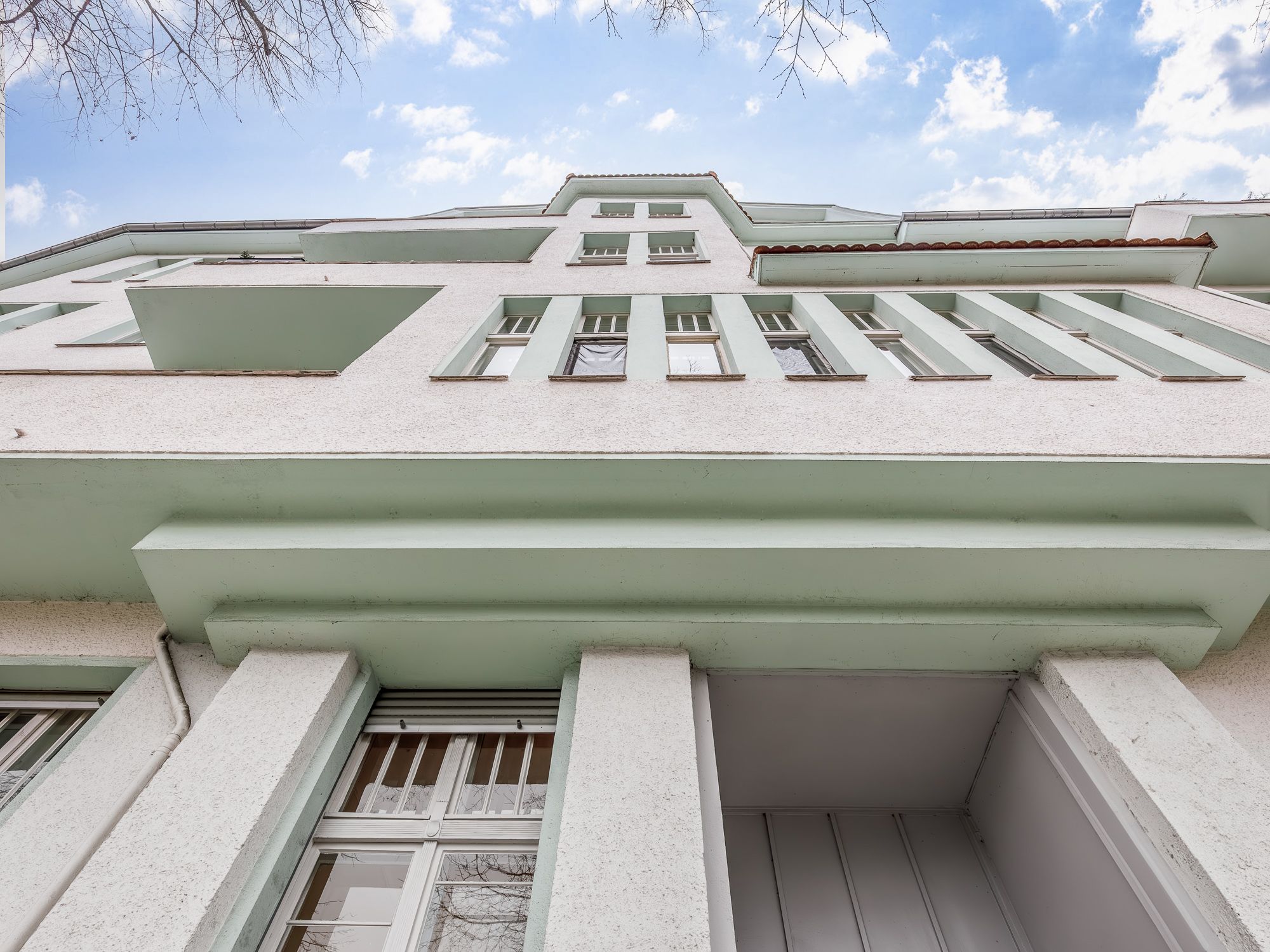 Gepflegtes Mehrfamilienhaus an der Spandauer Altstadt