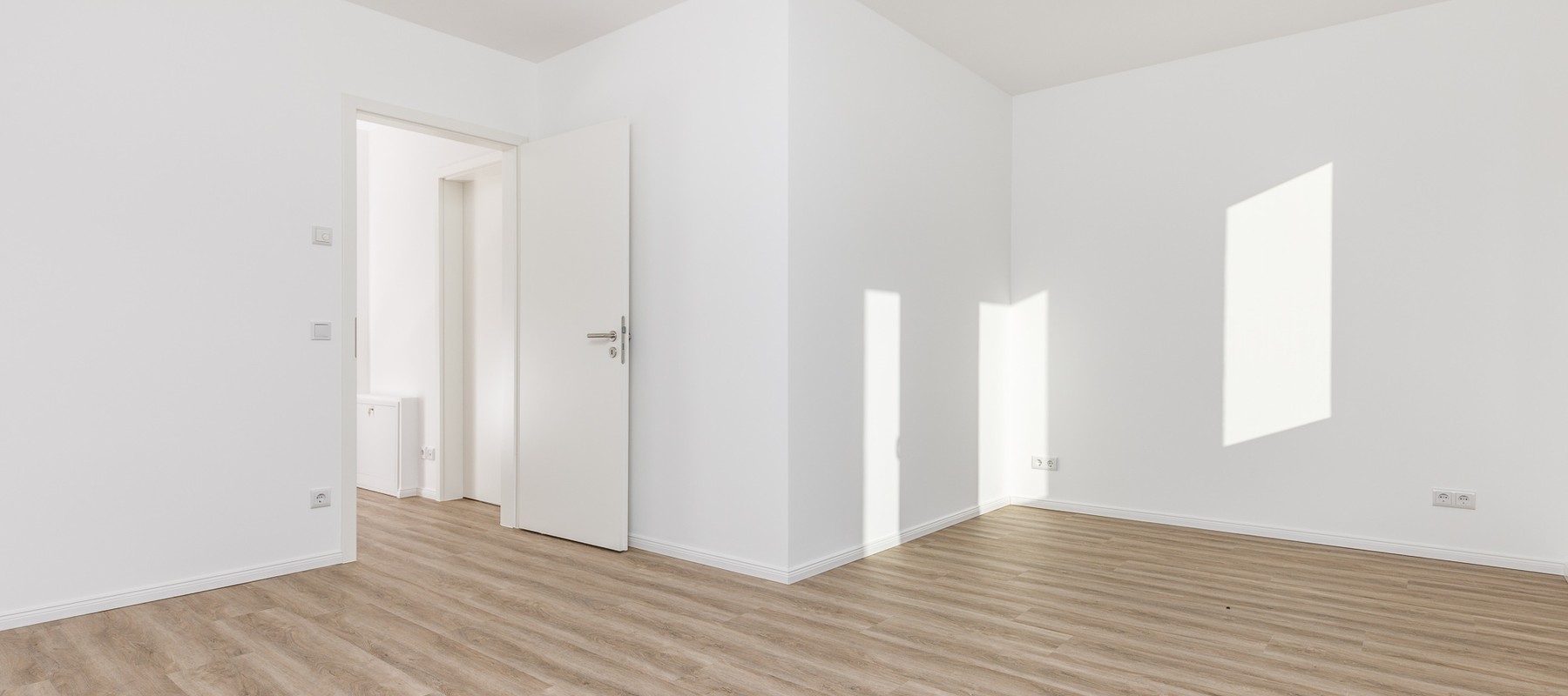 Hauptschlafzimmer mit Ankleidebereich Hauptschlafzimmer mit Ankleidebereich