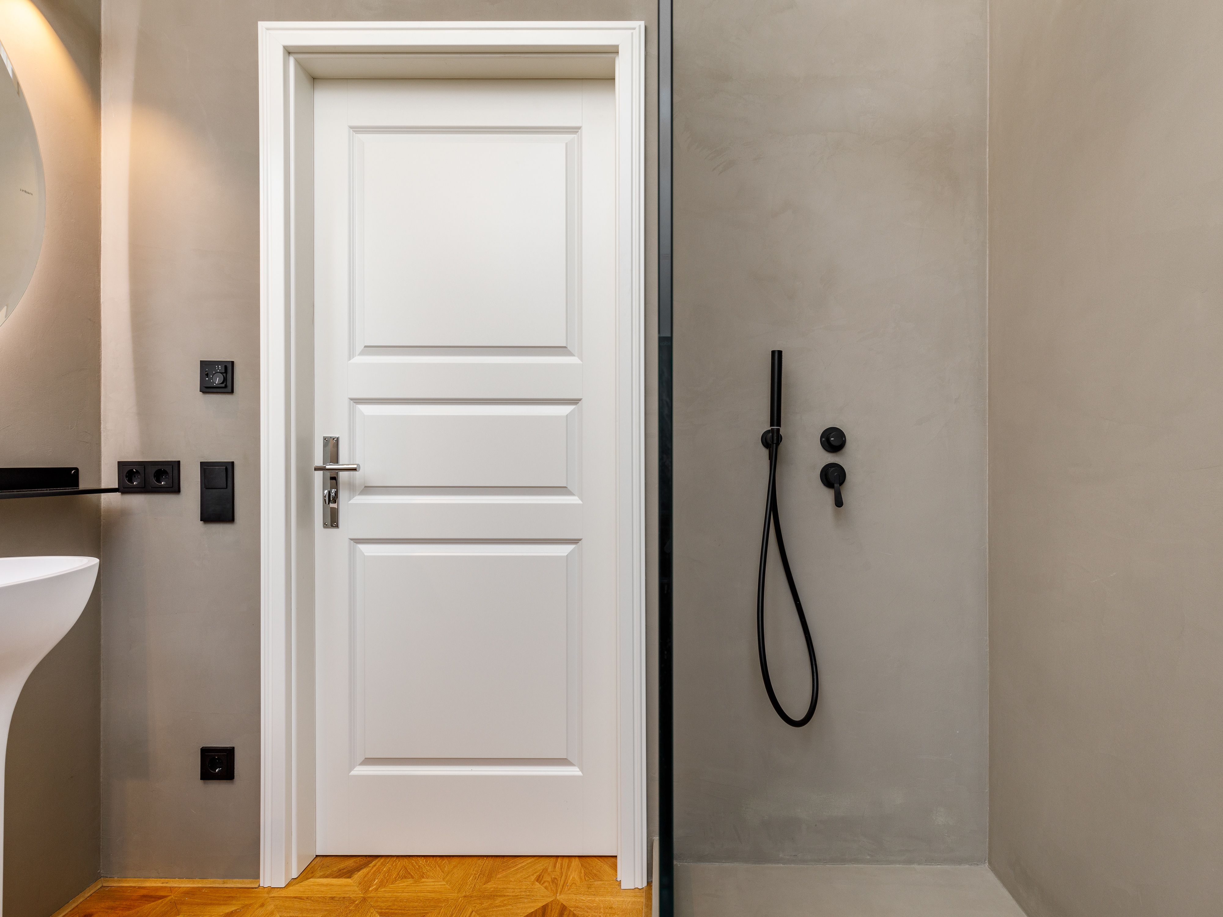 Tagesbelichtetes Bad mit walk-in Rainshower 