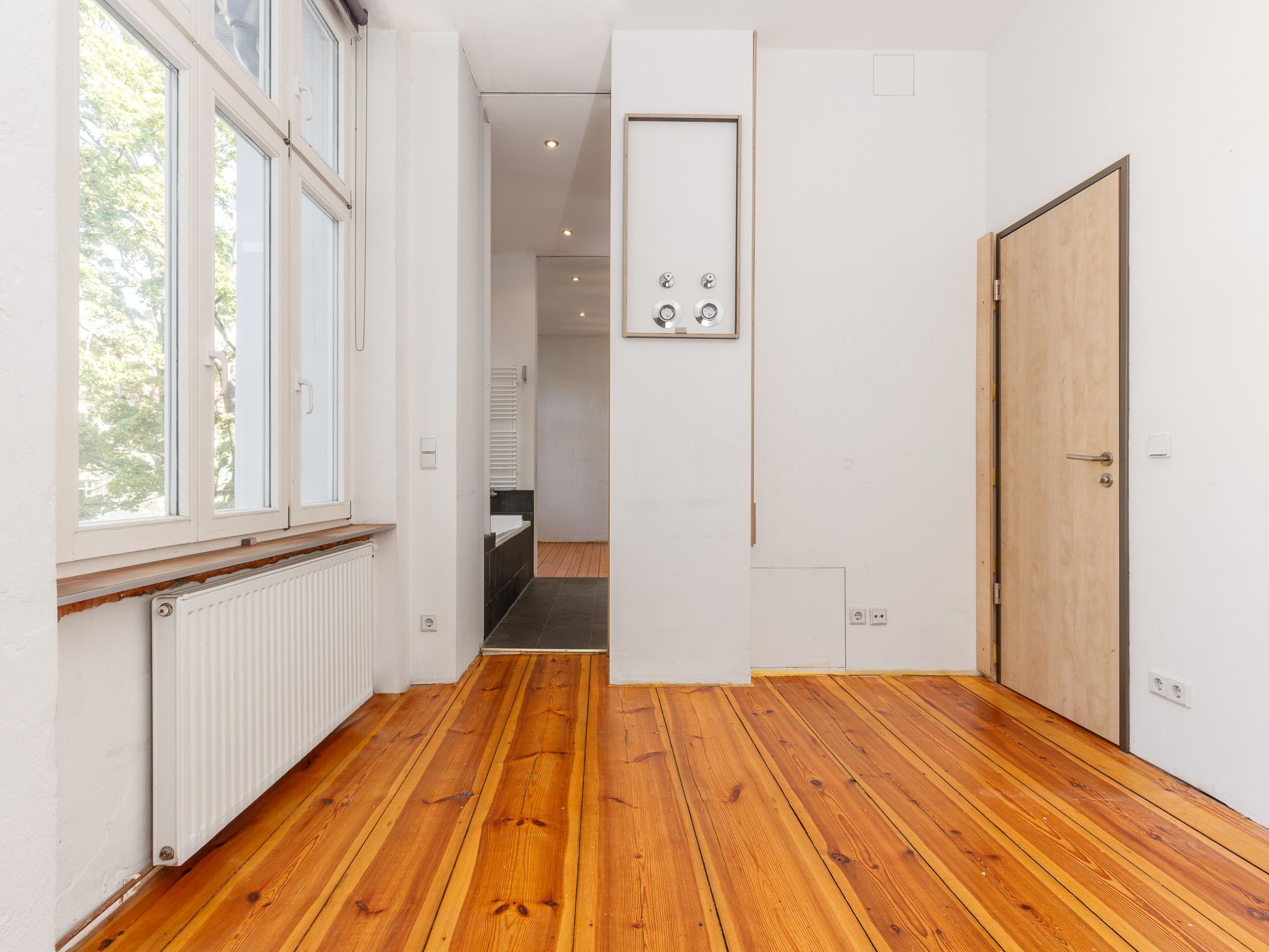 Weitere Schlaf- bzw. Arbeitszimmer 