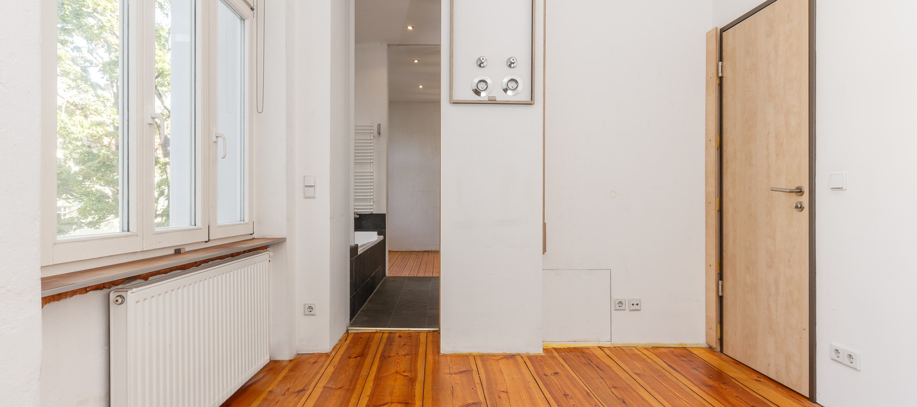 Weitere Schlaf- bzw. Arbeitszimmer Weitere Schlaf- bzw. Arbeitszimmer