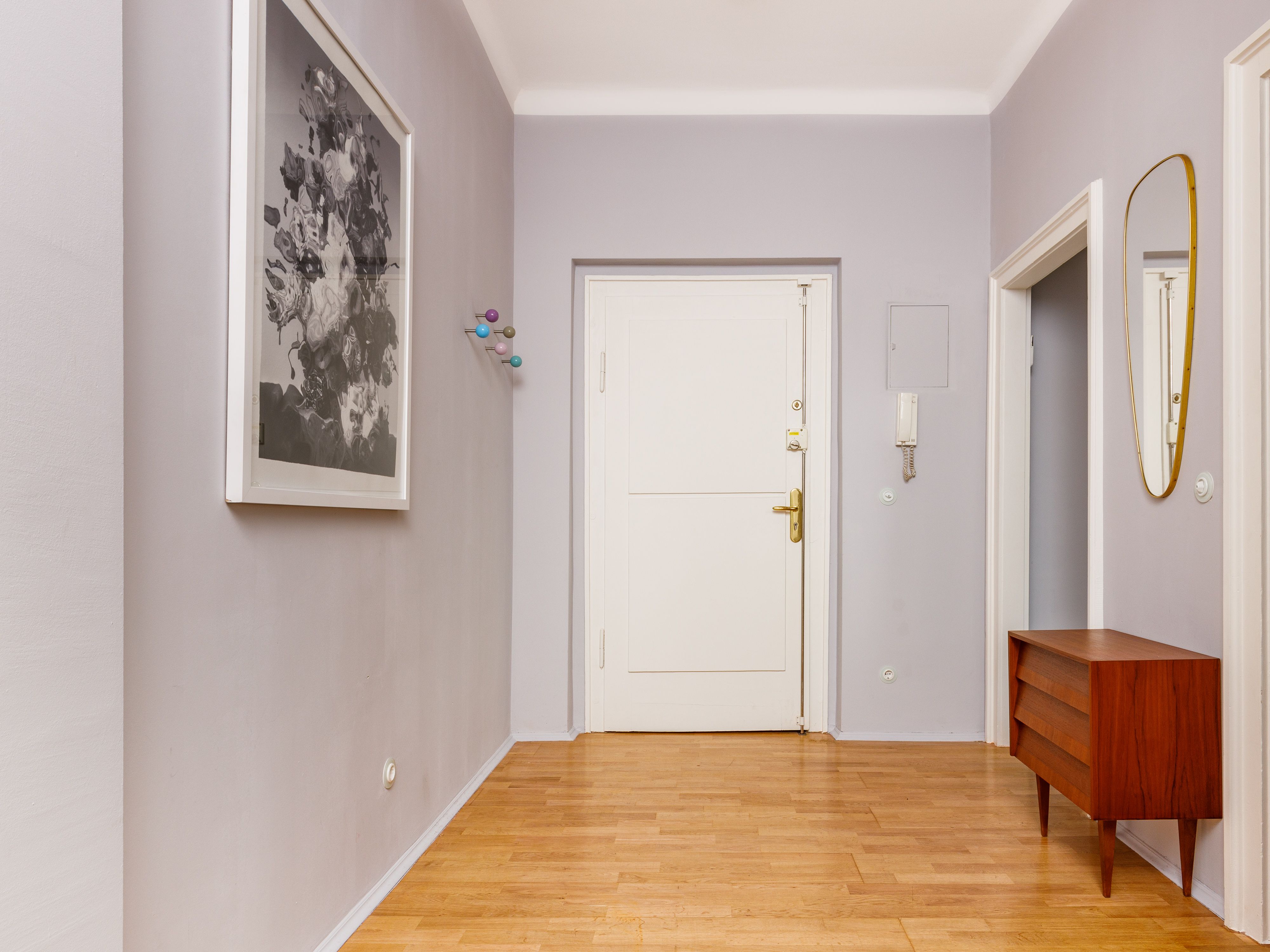 Robuste Haustür mit 3-Punkt-Verriegelung