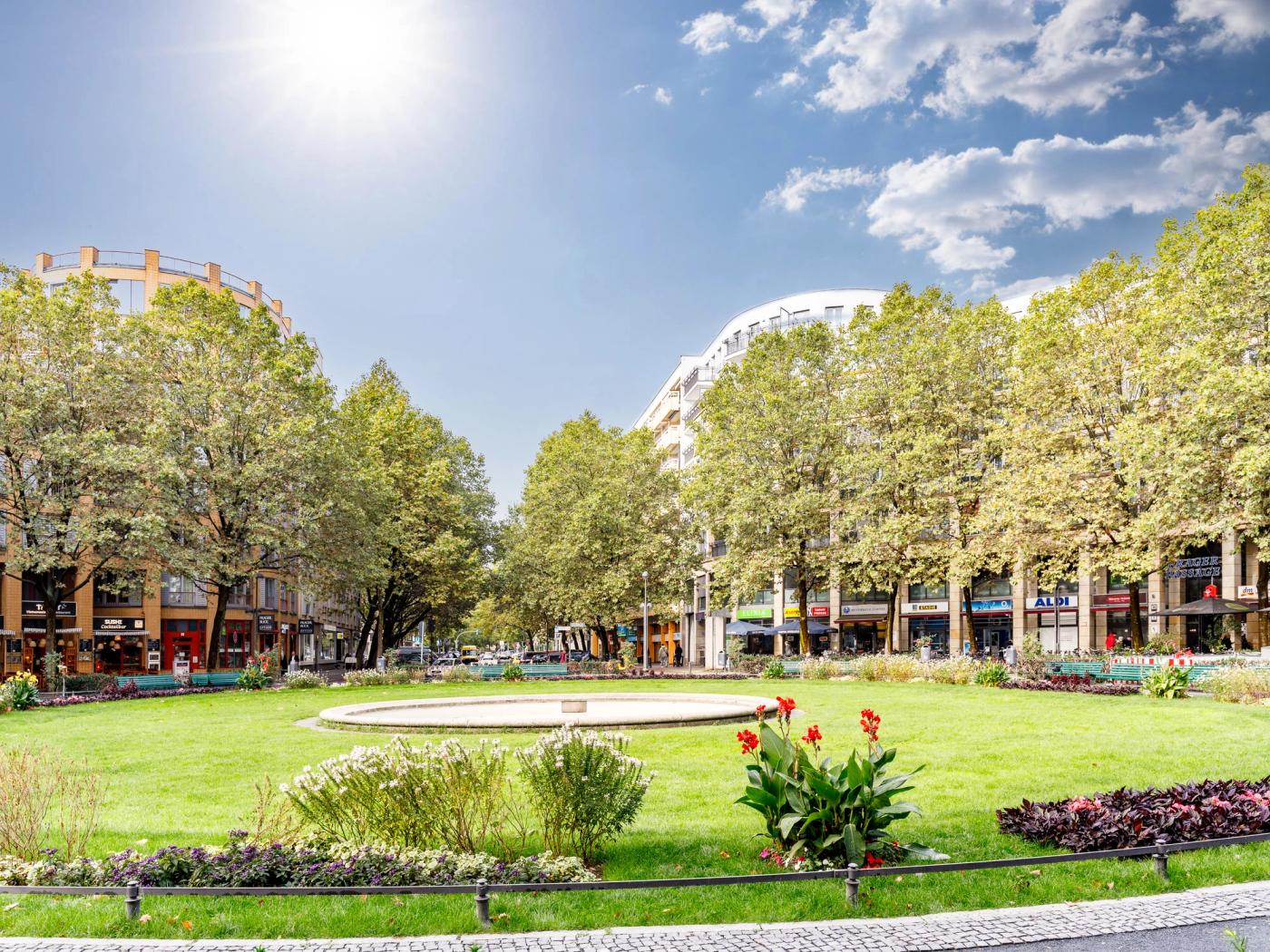 Ansicht der Nachbarschaft (Bayrischer Platz) Ansicht der Nachbarschaft (Bayrischer Platz)