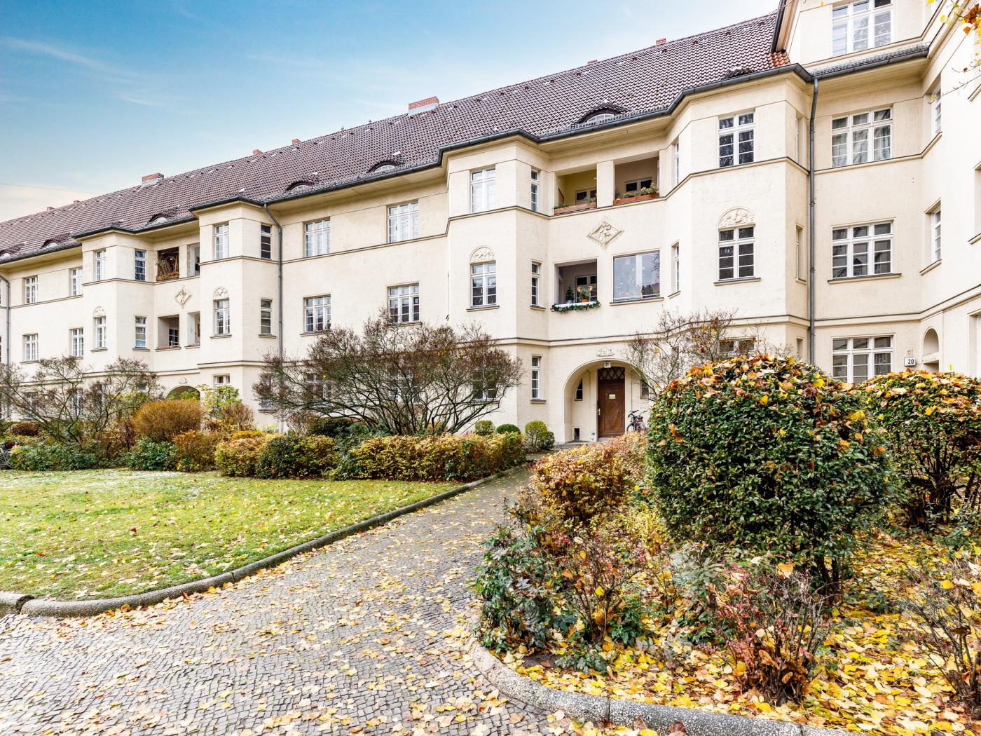 Charmantes Dachgeschoss-Apartment mit behaglichem Flair unweit der Ceciliengärten