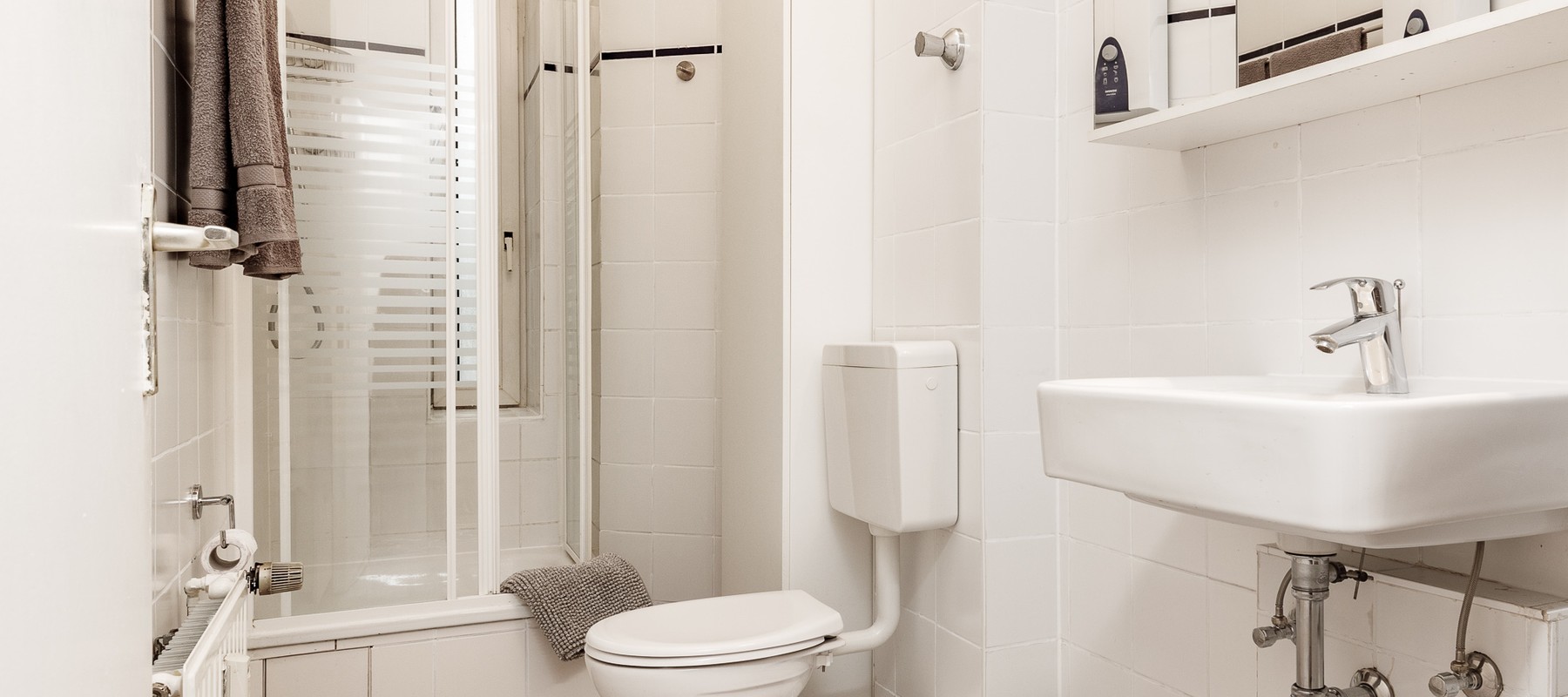 Tagesbelichtetes Duschbad Tagesbelichtetes Duschbad