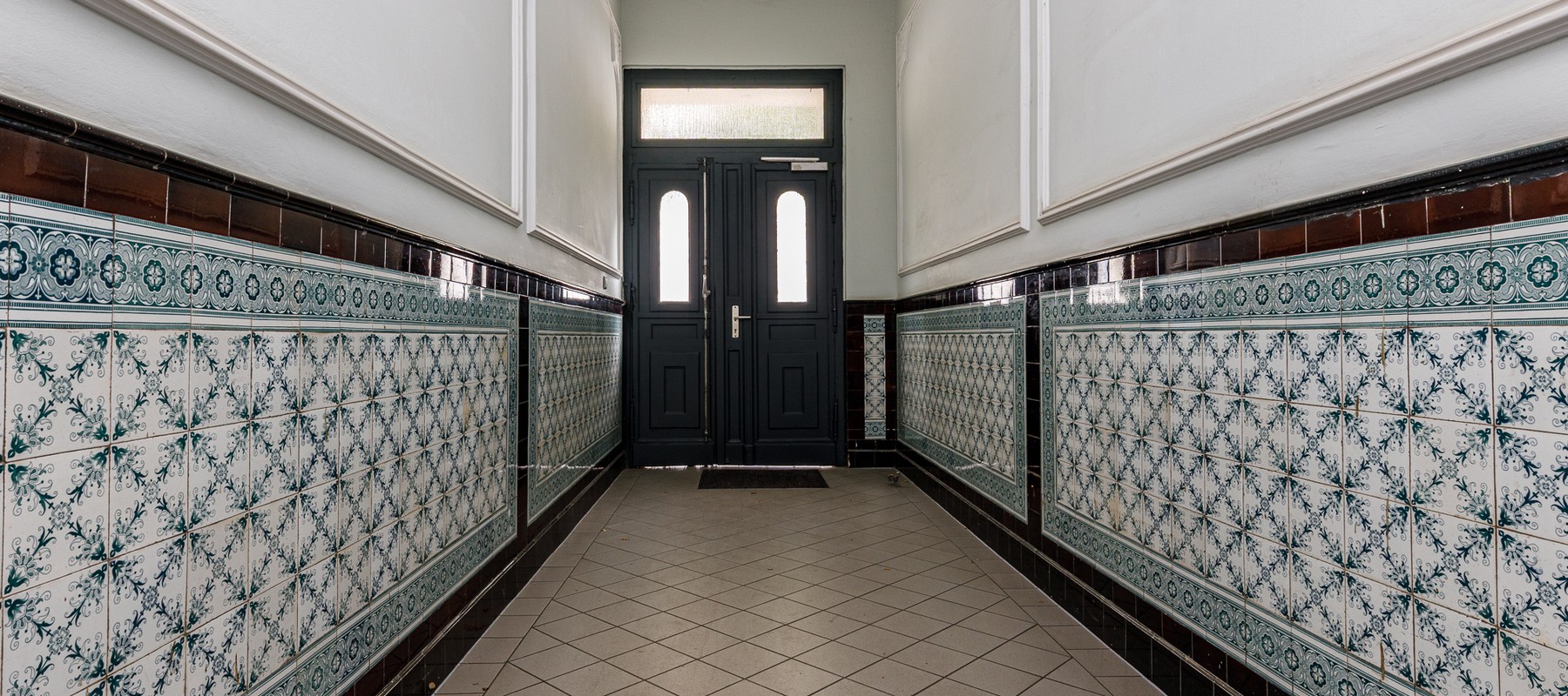 Prestigious entrance area Prestigious entrance area