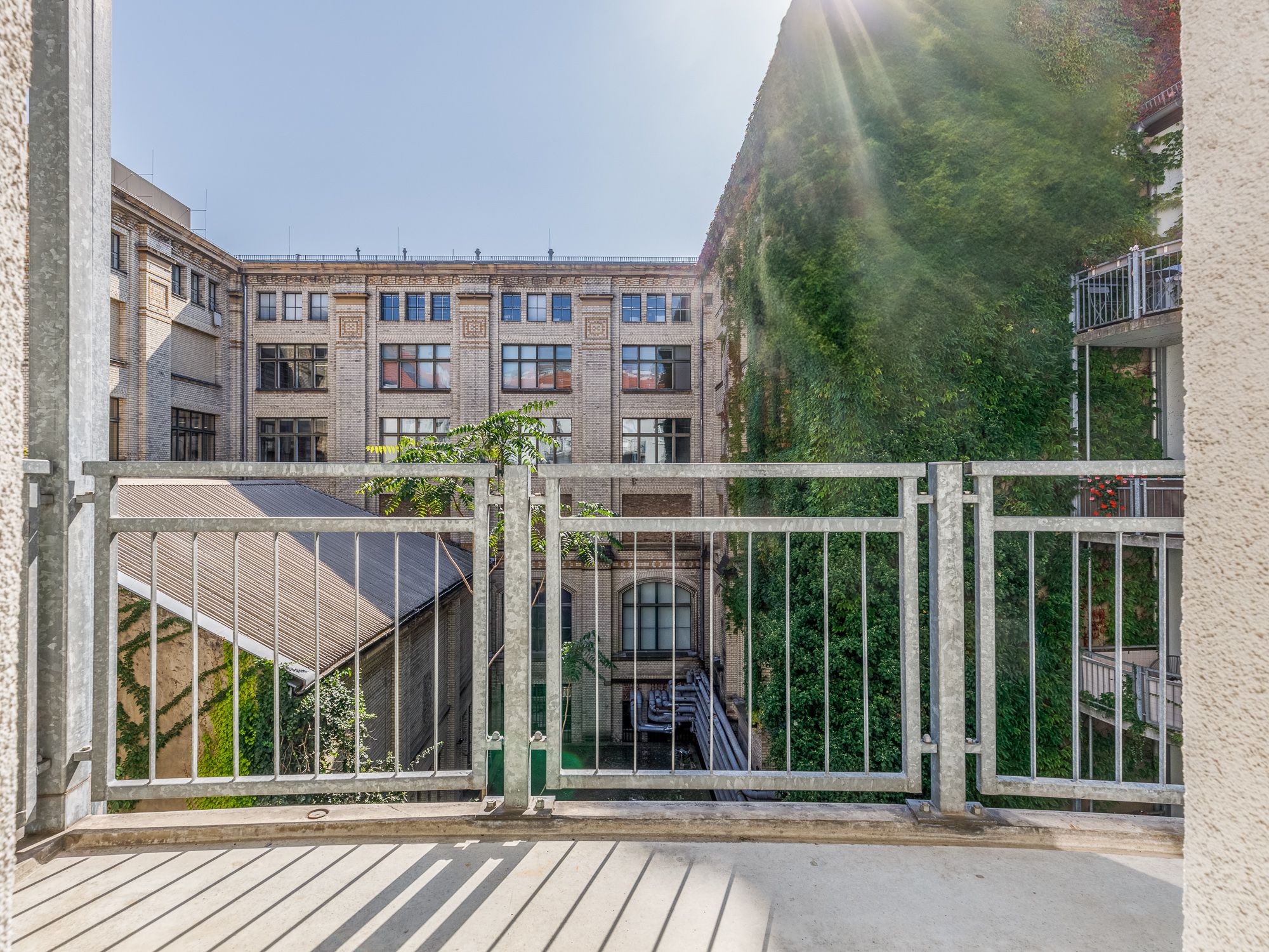 Balkon mit Blick auf das Naturkundemuseum