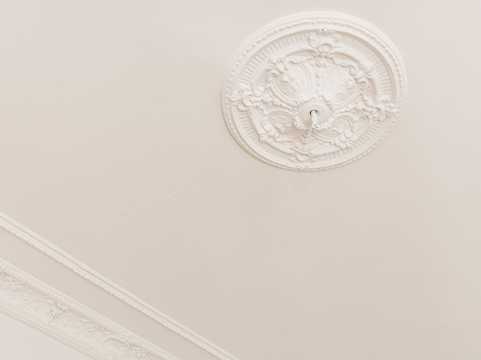 Originales Stuck-Ornament 