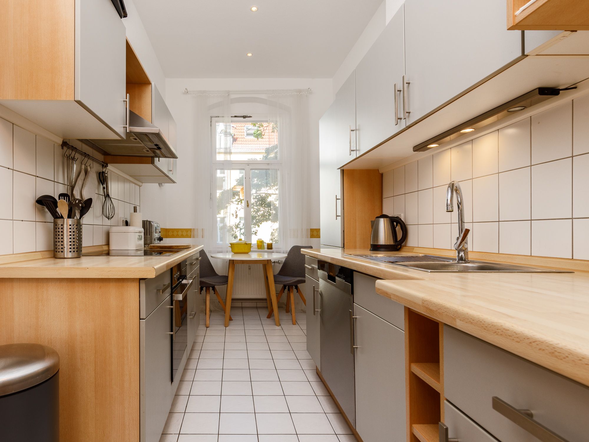 Separate Fully Fitted Kitchen