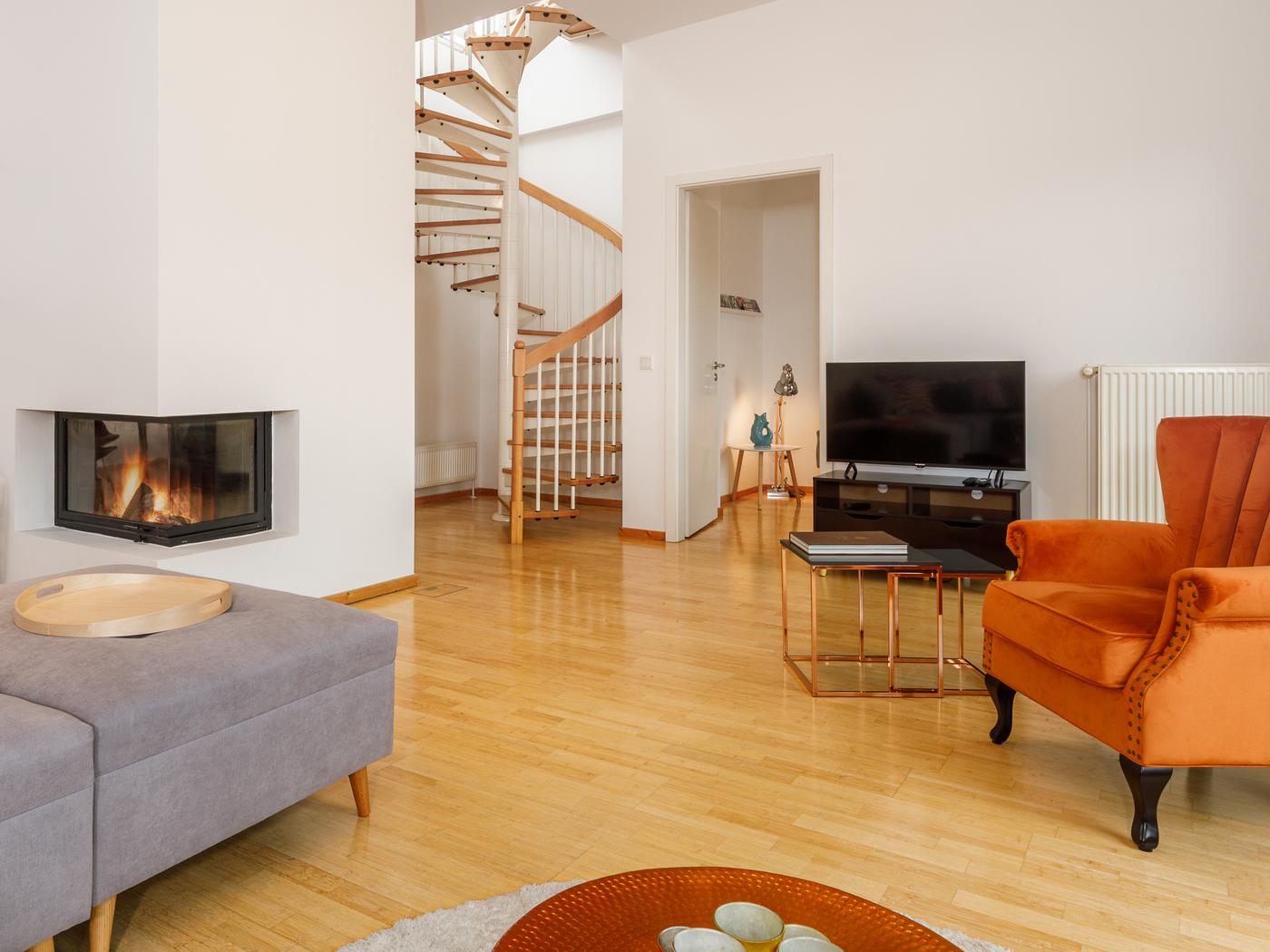 Wohnzimmer mit Kamin Wohnzimmer mit Kamin