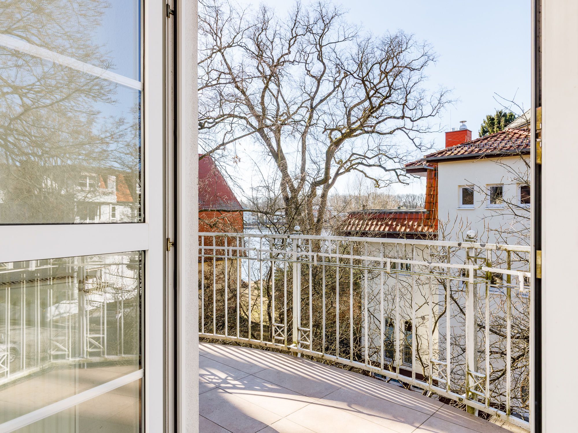 Sunny balcony overlooking the Dahme