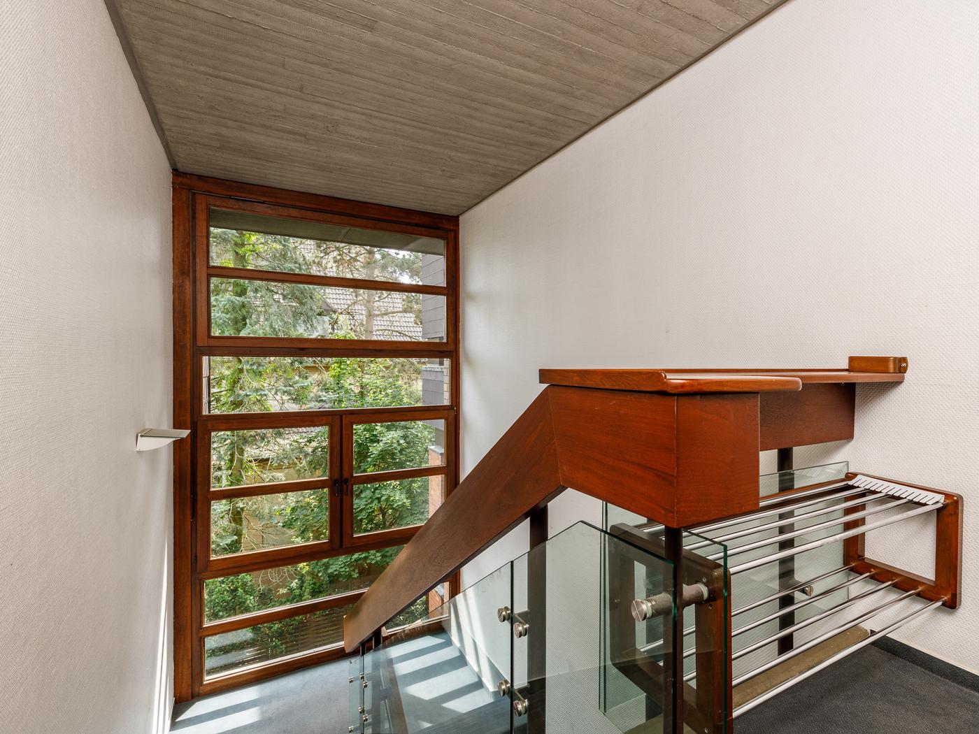 Ansicht des gepflegten Treppenhauses Ansicht des gepflegten Treppenhauses