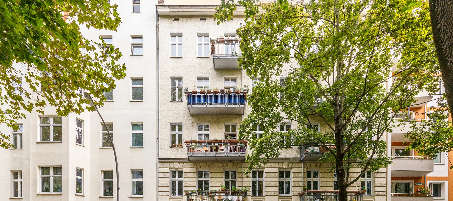 Altbauklassiker mit viel Platz und Gestaltungsspielraum in geschützter Innenhoflage am Winterfeldtplatz