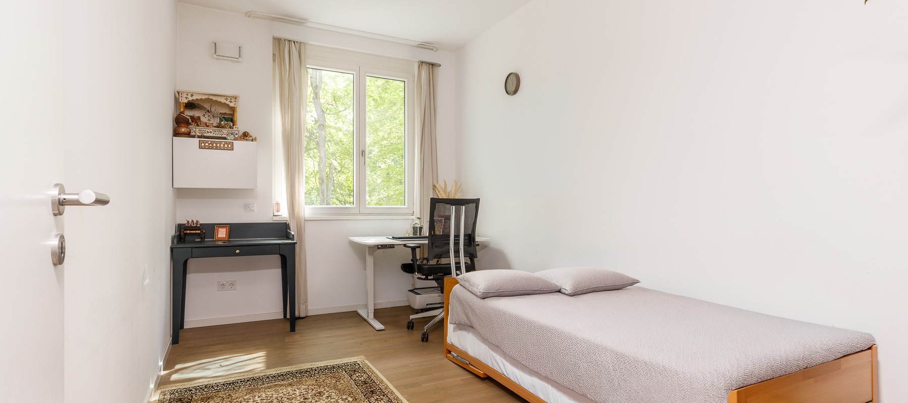 Arbeits- bzw. Gästezimmer mit Parkblick Arbeits- bzw. Gästezimmer mit Parkblick
