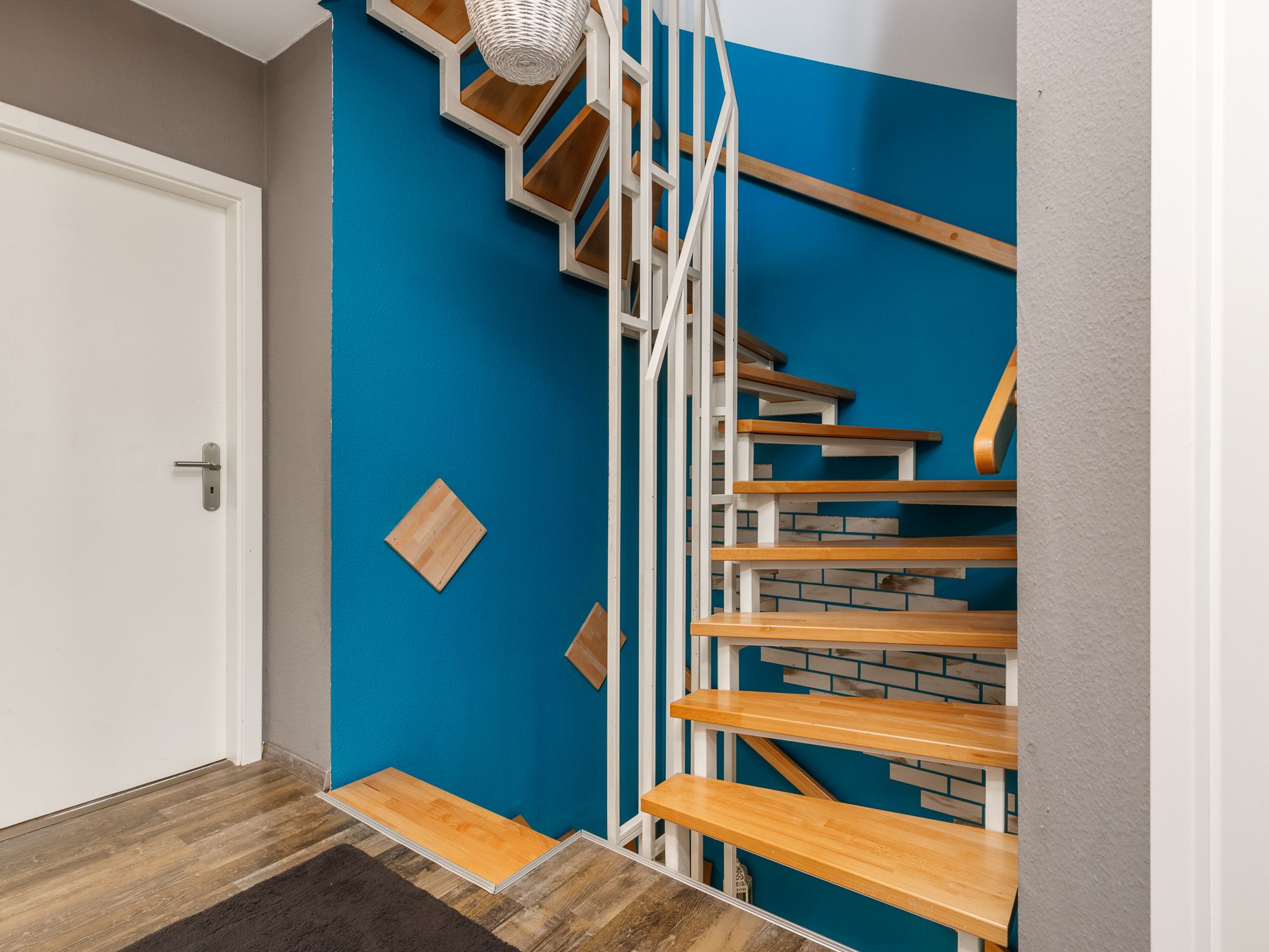 Wendeltreppe ins Obergeschoss