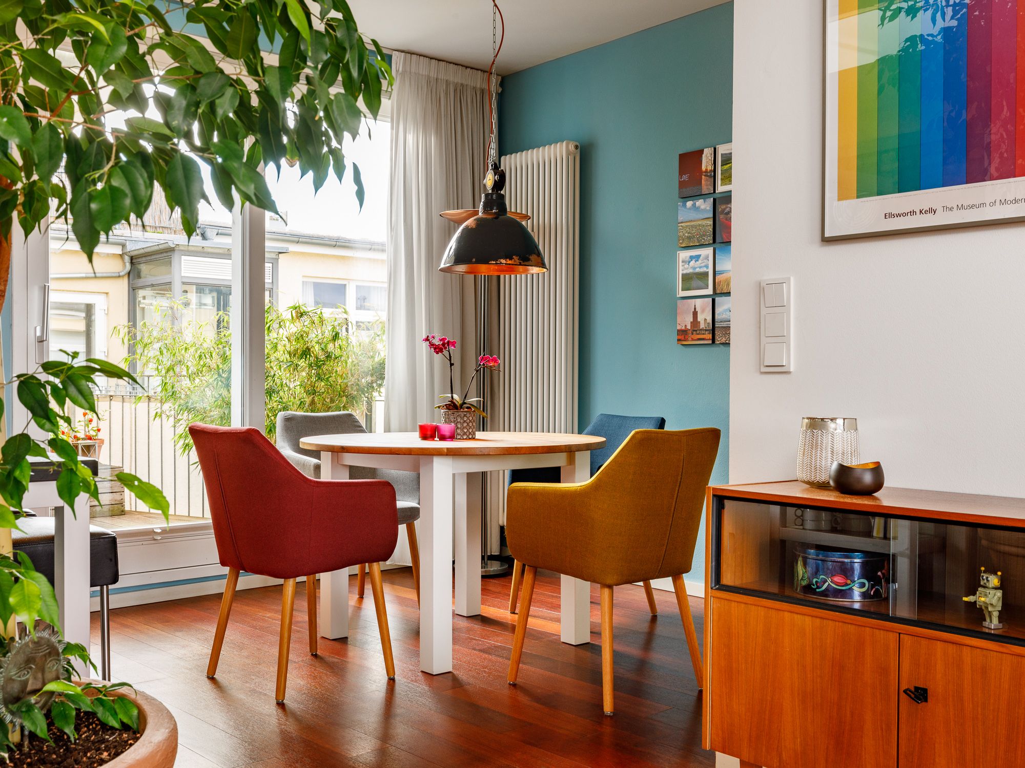 Esszimmer mit Terrassenzugang