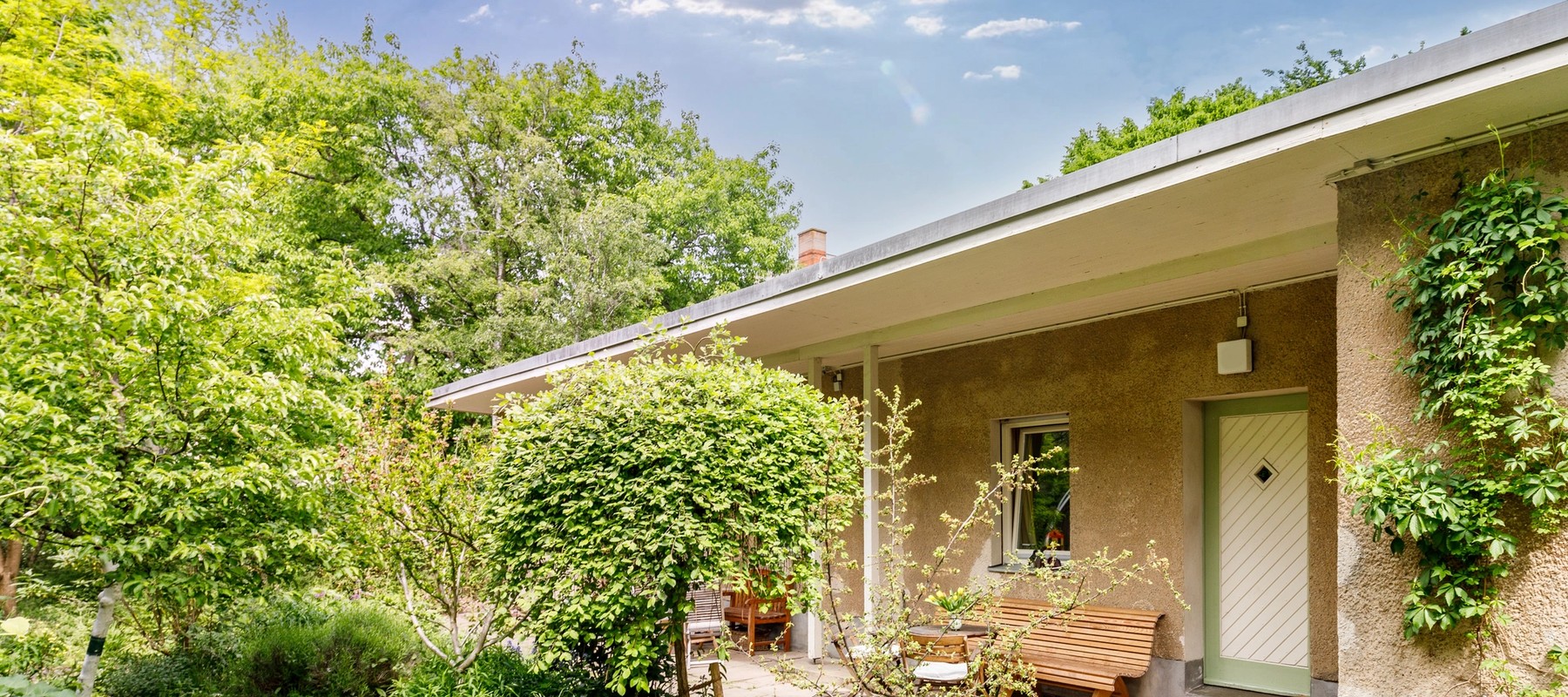 Anbau mit separatem Eingang Anbau mit separatem Eingang