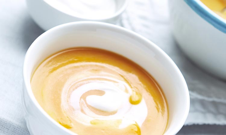 Sopa crema de zanahoria y naranja
