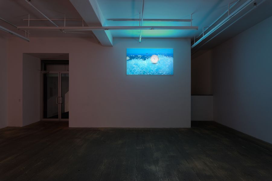 Michael Bell-Smith, Waves Clock, 2012, custom software, dimensions variable, edition of 3 with 2 AP, MBS_FP2411