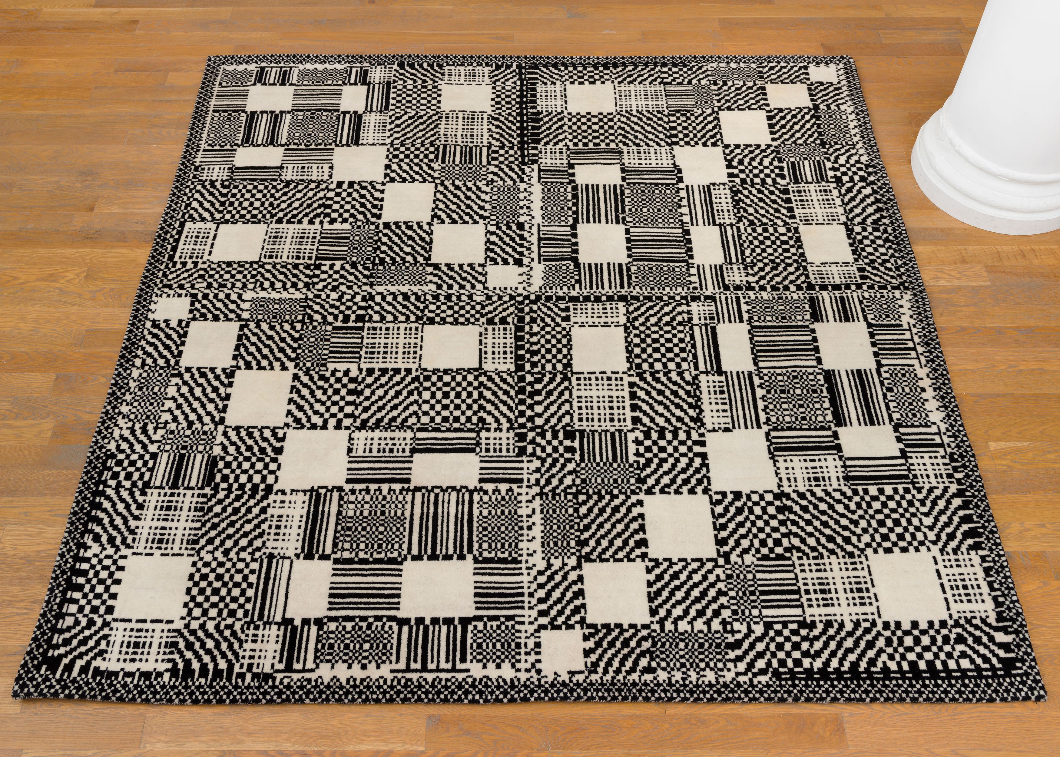 Travess Smalley, Pixel Rug (07_11_21_Pixel_Rug_01), 2022, hand-knotted wool, JavaScript, Photoshop, 96 x 96 in. (243.84 x 243.84 cm). Woven by Ramraj Kailash Thakur