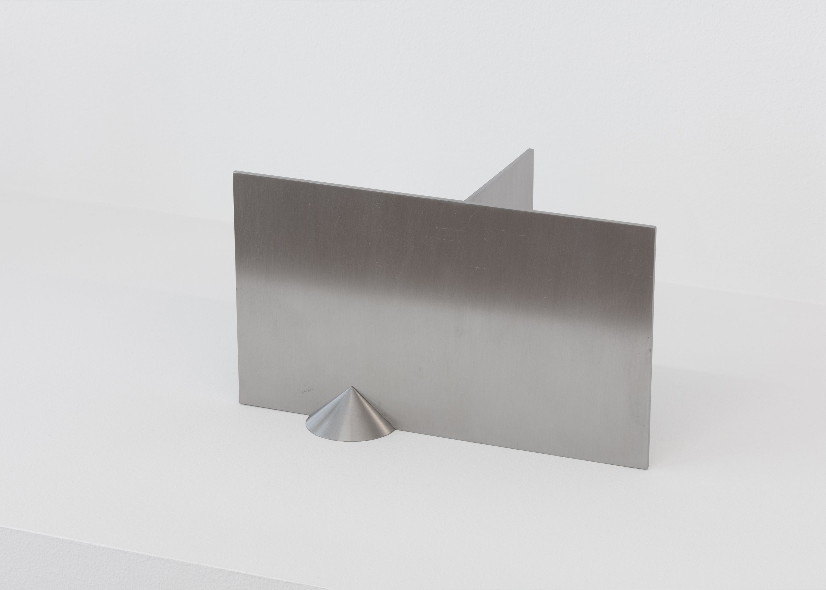 Stephen Lichty, Form 9, 2021, stainless steel, 4 x 7 x 3 3/4 in. (10.16 x 17.78 x 9.53 cm)