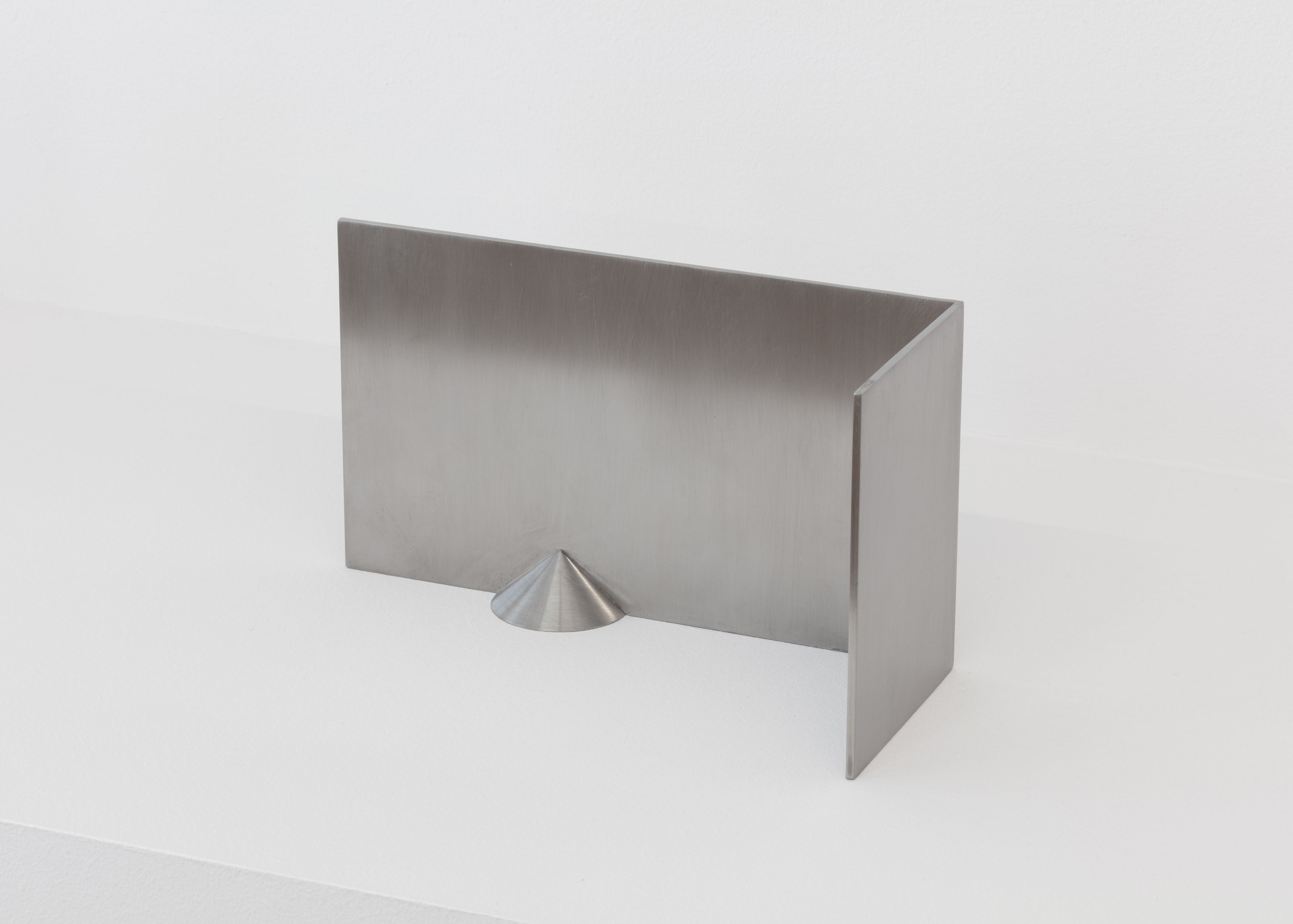 Stephen Lichty, Form 1, 2021, stainless steel, 4 x 7 x 5 in. (10.16 x 17.78 x 12.7 cm)