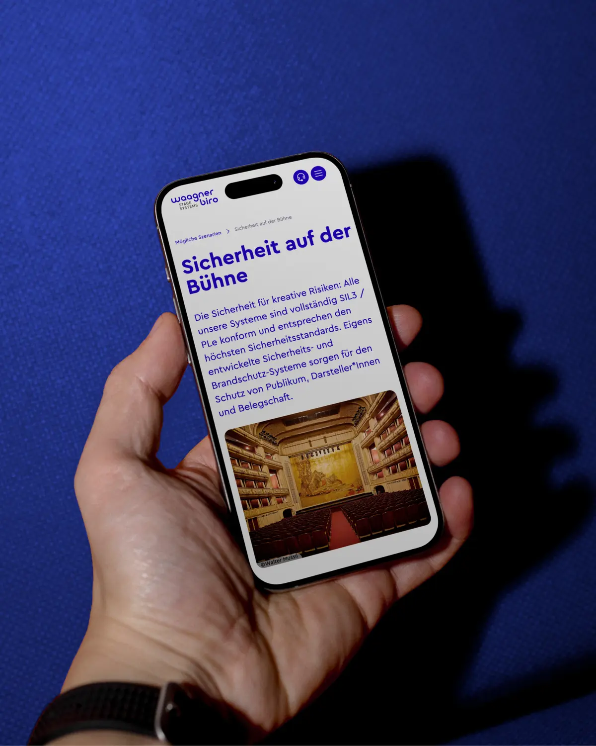 Historisches Bühnenfoto im Mobile Design