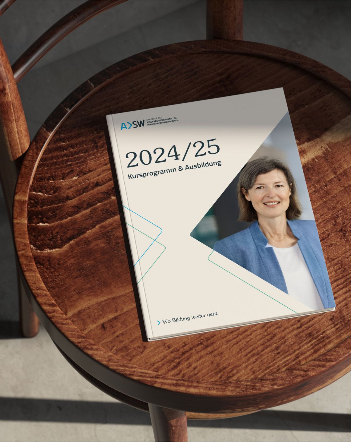 Programmbroschüre der ASW Akademie für das Studienjahr 2024/25